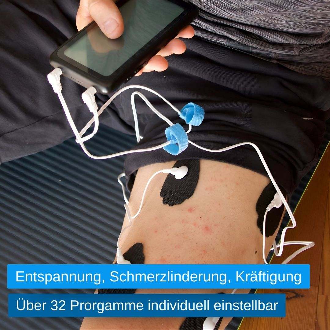 Elektrisches TENS EMS Stimulationsgerät zur Entspannung, Schmerzlinderung und Kräftigung, angewendet am Oberschenkel. Mit über 32 individuell einstellbaren Programmen für eine personalisierte Muskelstimulation und Therapie. Ideal für gezielte Behandlung nach dem Sport oder zur Unterstützung der Regeneration.