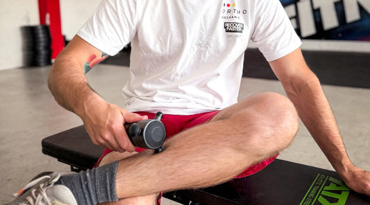 Schallwellengerät zur Regeneration der Oberschenkelmuskulatur im Einsatz